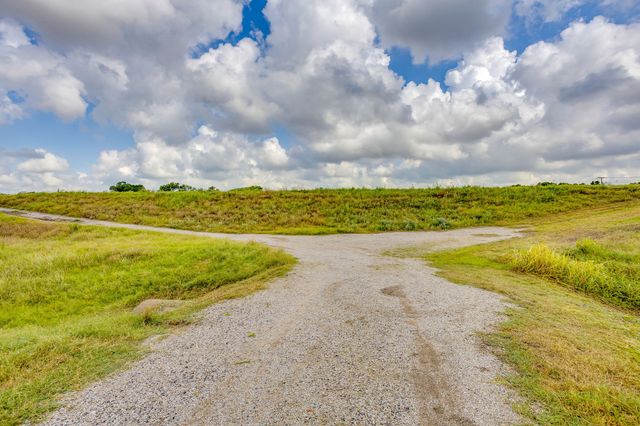 931 River Road, Fort Worth, TX 76114