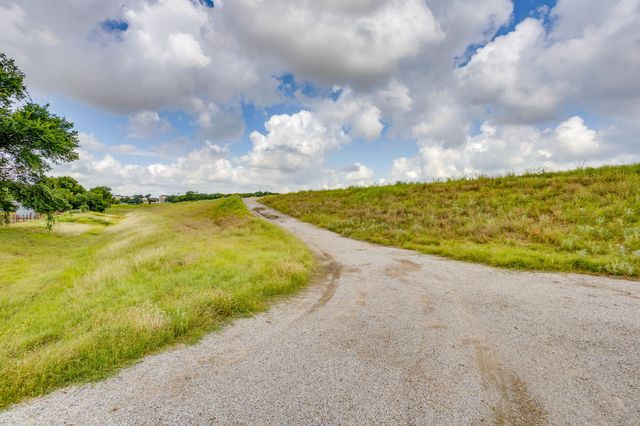 931 River Road, Fort Worth, TX 76114