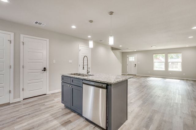 931 River Road, Fort Worth, TX 76114