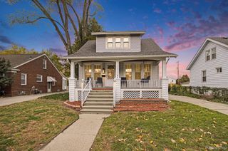 15105 Charles R Avenue, Eastpointe, MI 48021