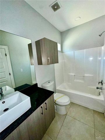 2703 Larkspur Avenue, Edinburg, TX 78541