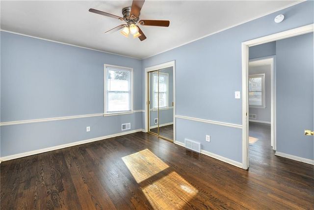 8421 Spring Valley Road, Raytown, MO 64138