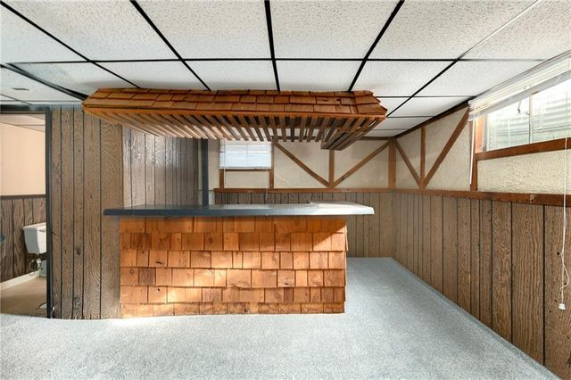 8421 Spring Valley Road, Raytown, MO 64138