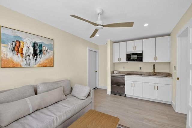 2900 Greenbriar Boulevard, Wellington, FL 33414