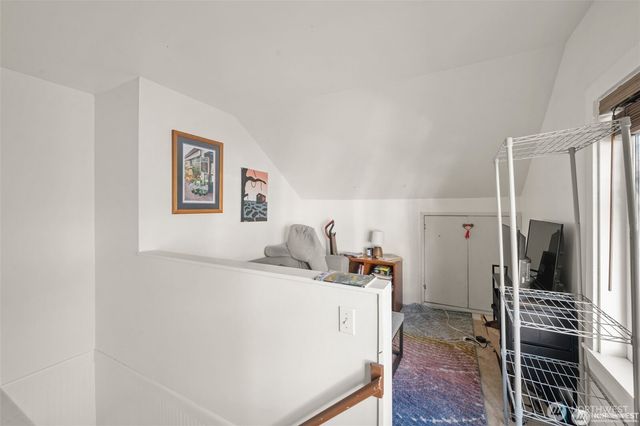 341 NE 51st Street, Seattle, WA 98105