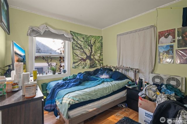 341 NE 51st Street, Seattle, WA 98105