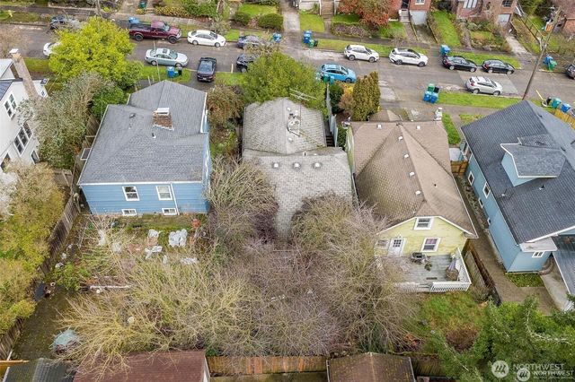 341 NE 51st Street, Seattle, WA 98105