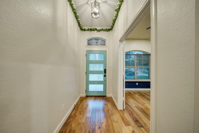 412 Chaparall DR, Leander, TX 78641