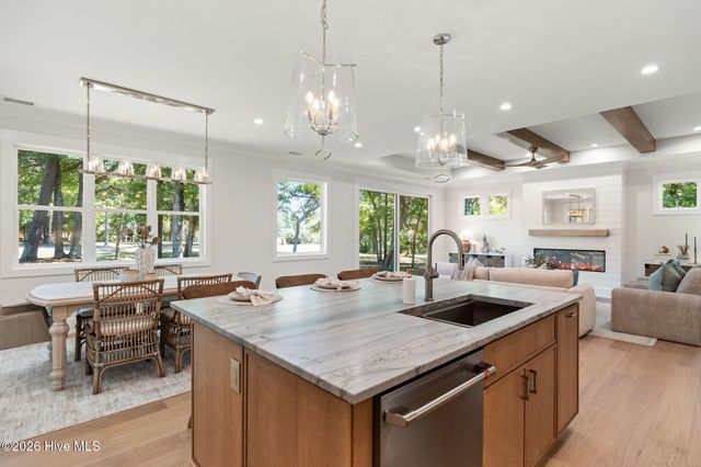 3295 Marsh View Drive SW, Supply, NC 28462