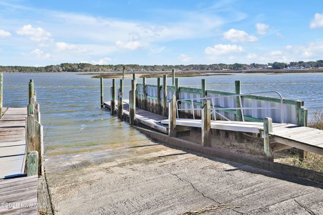 3295 Marsh View Drive SW, Supply, NC 28462