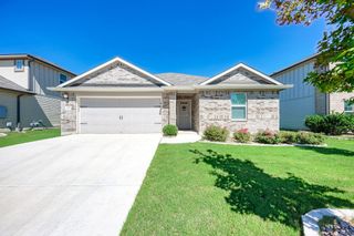 405 Windy Reed Rd, Hutto, TX 78634