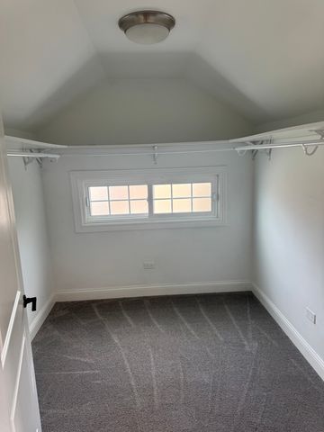 2122 119th Place, Blue Island, IL 60406