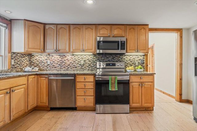 19196 Cleveland Avenue, Galien, MI 49113
