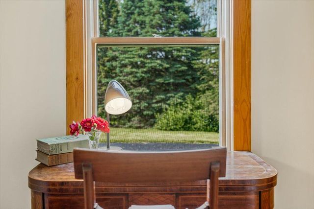 19196 Cleveland Avenue, Galien, MI 49113