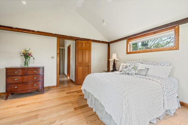 19196 Cleveland Avenue, Galien, MI 49113