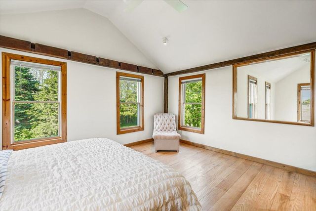 19196 Cleveland Avenue, Galien, MI 49113