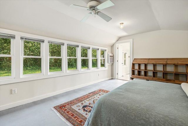 19196 Cleveland Avenue, Galien, MI 49113