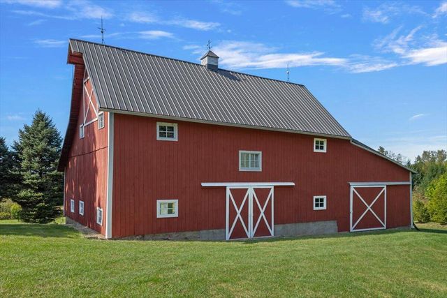 19196 Cleveland Avenue, Galien, MI 49113