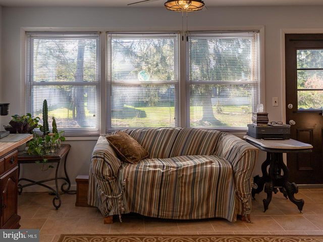 134 GEORGETOWN RD, Toms River, NJ 08757