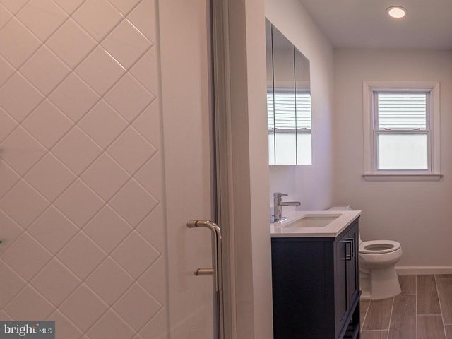 134 GEORGETOWN RD, Toms River, NJ 08757