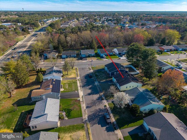 134 GEORGETOWN RD, Toms River, NJ 08757