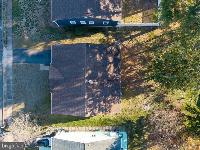 134 GEORGETOWN RD, Toms River, NJ 08757