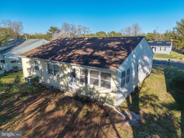 134 GEORGETOWN RD, Toms River, NJ 08757