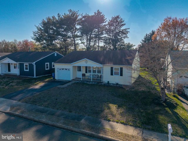 134 GEORGETOWN RD, Toms River, NJ 08757