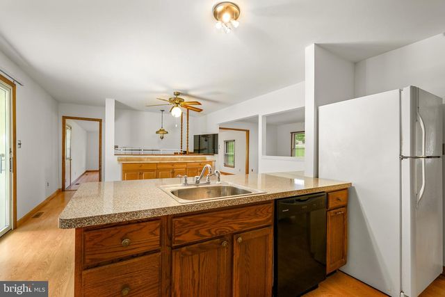 5 PINE LN, North East, MD 21901