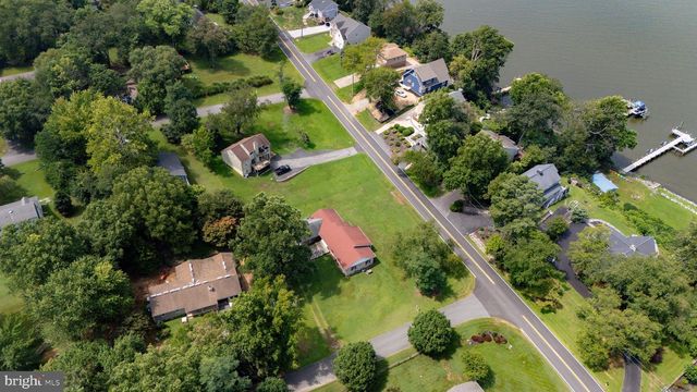 5 PINE LN, North East, MD 21901