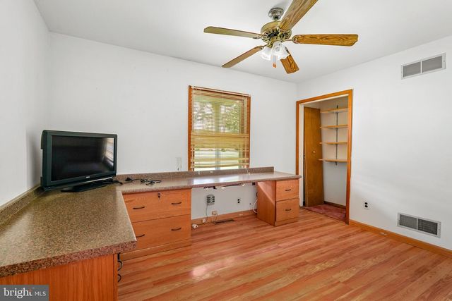 5 PINE LN, North East, MD 21901