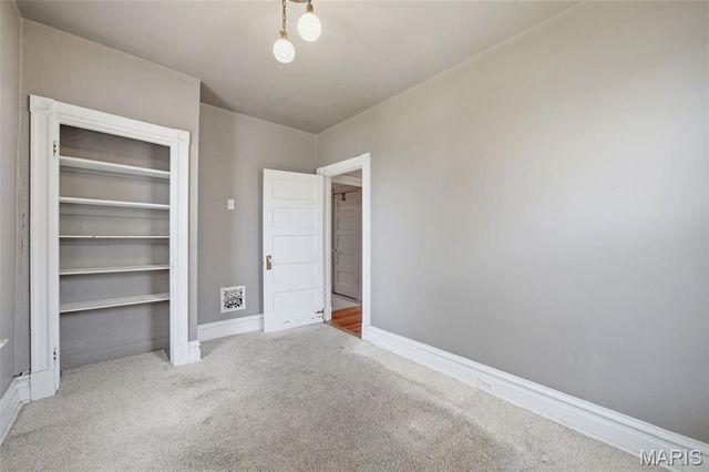 2010 Forest Avenue, St Louis, MO 63139