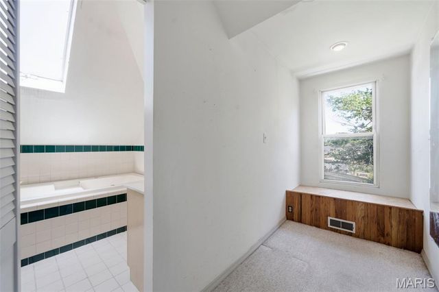 2010 Forest Avenue, St Louis, MO 63139