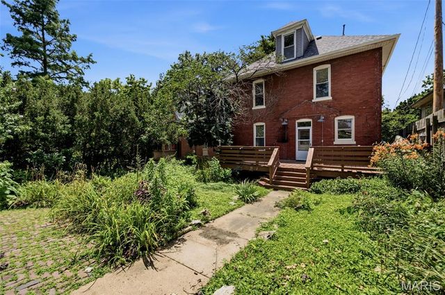 2010 Forest Avenue, St Louis, MO 63139