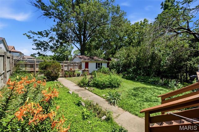 2010 Forest Avenue, St Louis, MO 63139