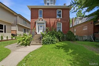 2010 Forest Avenue, St Louis, MO 63139