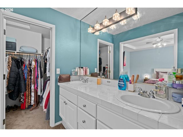 42015 Nw BUCKSHIRE St, Banks, OR 97106