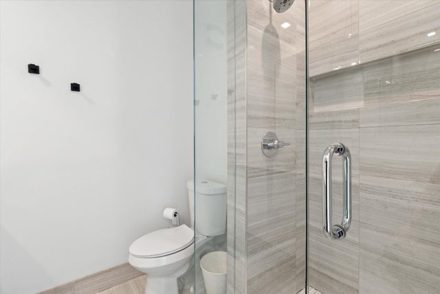 533 E Harrison 3, Royal Oak City, MI 48067