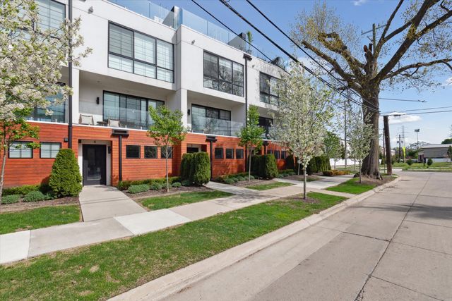 533 E Harrison 3, Royal Oak City, MI 48067