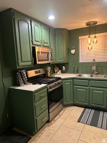 3847 W BURGESS RD, Taylorsville, UT 84129