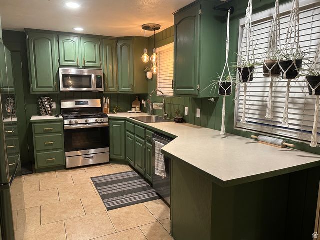 3847 W BURGESS RD, Taylorsville, UT 84129