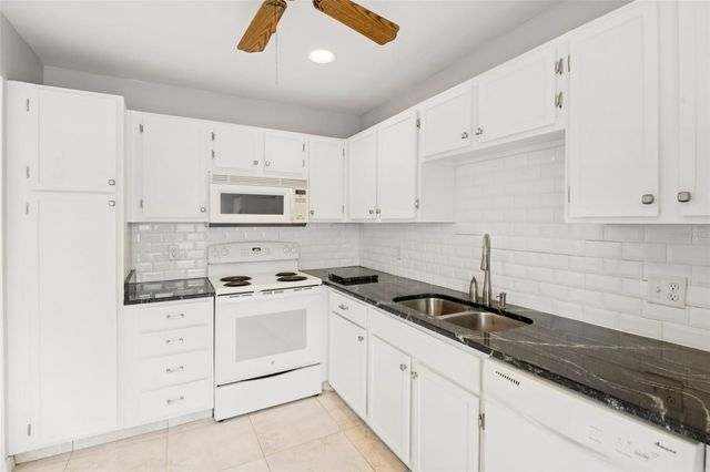 2064 SUNSET POINT ROAD 71, Clearwater, FL 33765