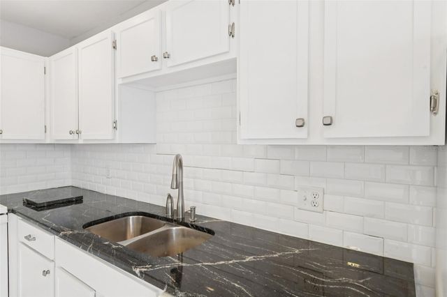 2064 SUNSET POINT ROAD 71, Clearwater, FL 33765