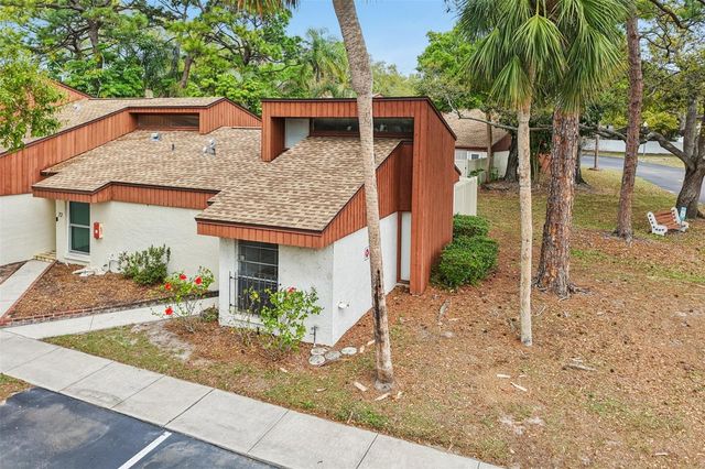 2064 SUNSET POINT ROAD 71, Clearwater, FL 33765