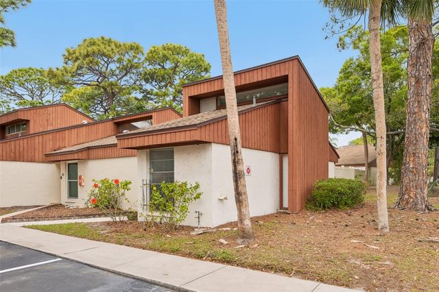 2064 SUNSET POINT ROAD 71, Clearwater, FL 33765