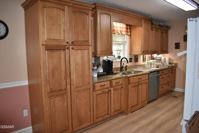 1759 Tahoe Trail, Sevierville, TN 37876