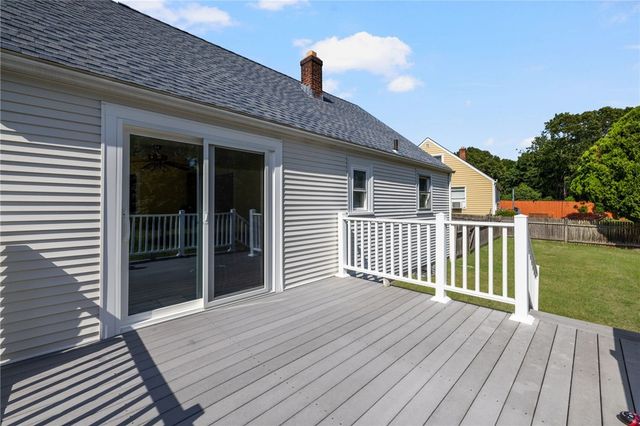 70 New Lexington Road, North Kingstown, RI 02852
