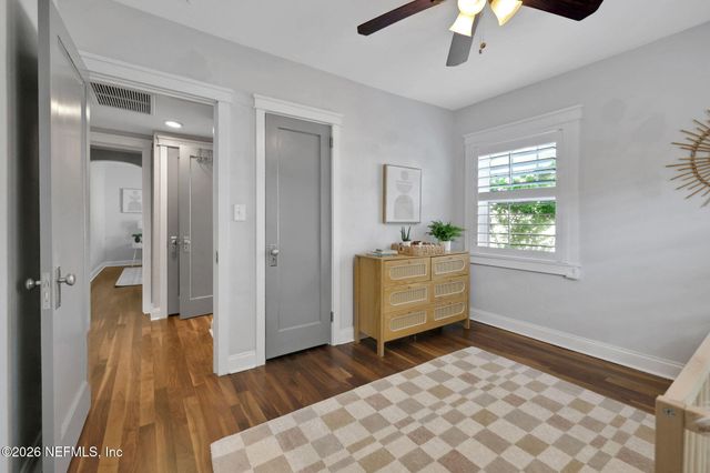 4221 DEMEDICI Avenue, Jacksonville, FL 32210