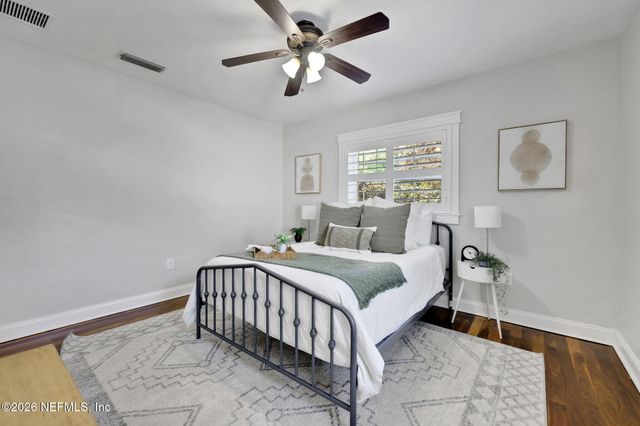 4221 DEMEDICI Avenue, Jacksonville, FL 32210