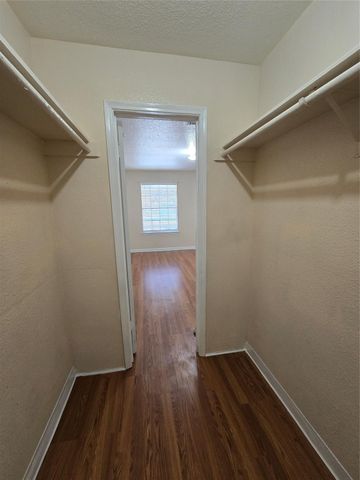 9797 Leawood Blvd 104, Houston, TX 77099